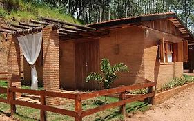 Chalé Harmonia Experiência Afetiva em Caconde
